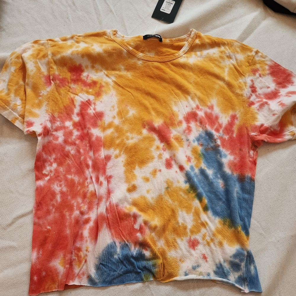 NWT Fashion Nova Tie Dye T Shirt Small Multicolor Festival Casual Tee